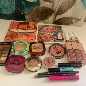 Huge makeup bundle!! 20 pieces